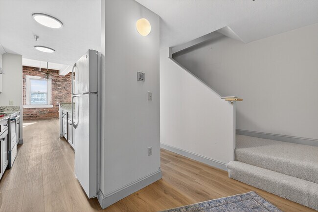 Building Photo - 1 Saco Island Ter
