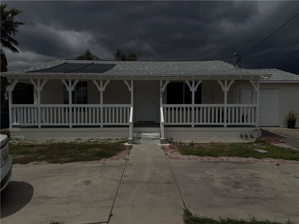 Primary Photo - 9384 Fontana Ave