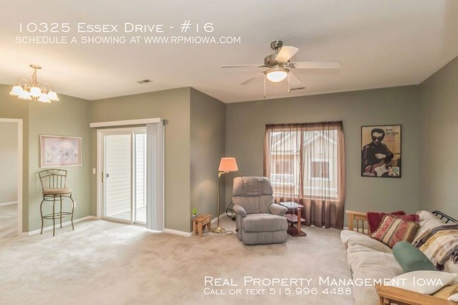 Building Photo - 10325 Essex Dr