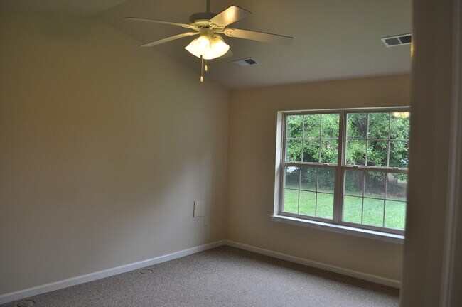 Foto del edificio - 13930 Maugansville Rd