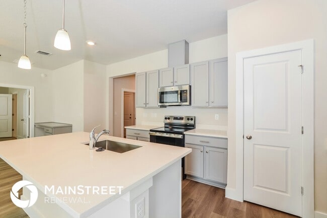 Building Photo - 332 Whiteheart Dr