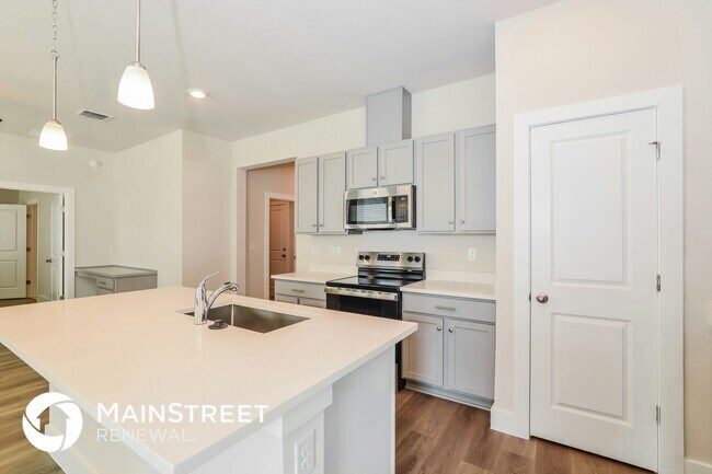 Foto del edificio - 332 Whiteheart Dr