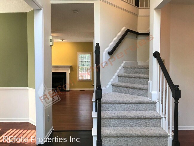 Building Photo - 3 br, 2.5 bath House - 102 Brook Fryar Street