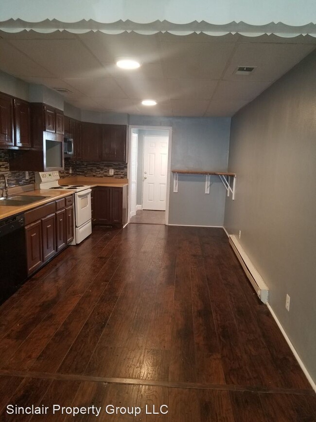 Foto del edificio - 3 br, 1 bath House - 317 S. Smallwood Street