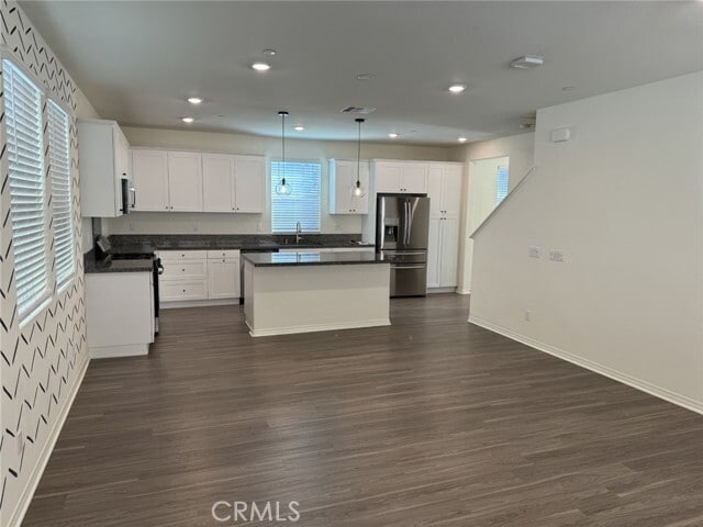Building Photo - 6069 Sendero Ave