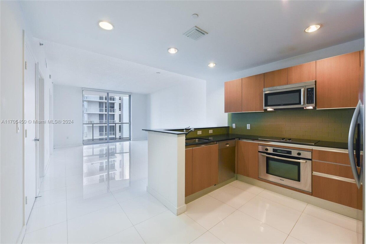 Foto principal - 1060 Brickell Ave