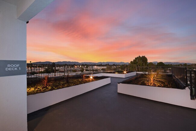 Foto del edificio - Luxury Apartments - Move In Special