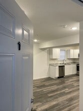 Building Photo - 405 E Doxey St