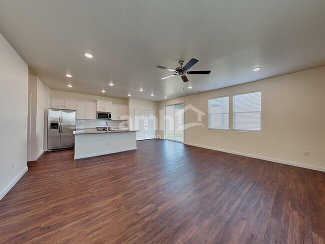 Foto del edificio - 9507 W Shumard St