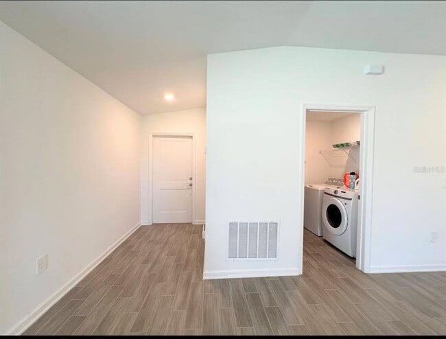 Foto del edificio - 5421 Preserve Blvd