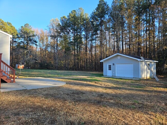 Building Photo - 10511 Thompkins Ln