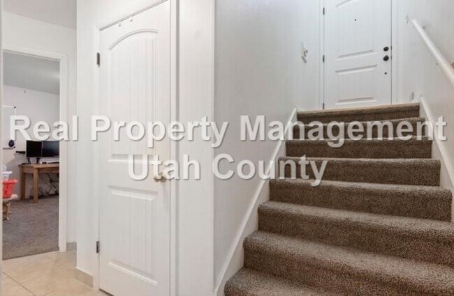 Foto del edificio - Condo for Rent in Orem's Amiron Village!