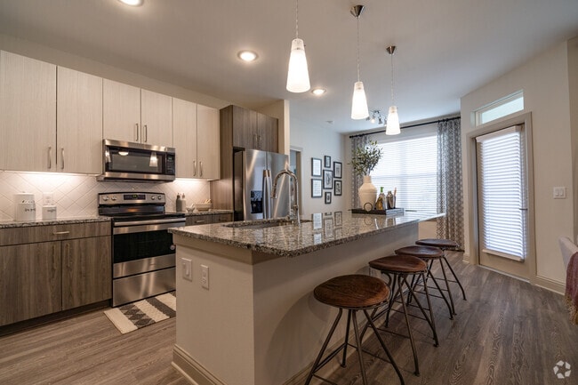 Interior Photo - Domain Town Center
