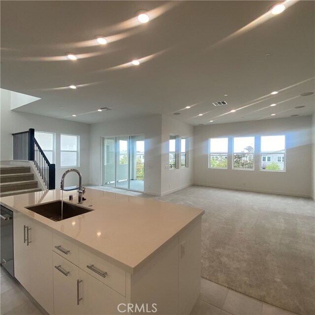 Building Photo - 101 Parkland Aly