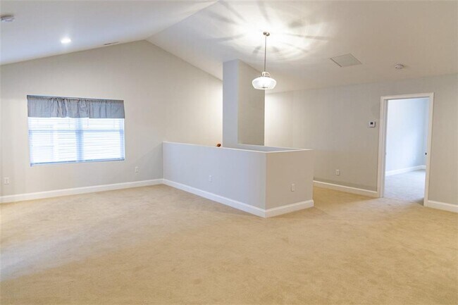 Building Photo - 56 Seawynds Dr