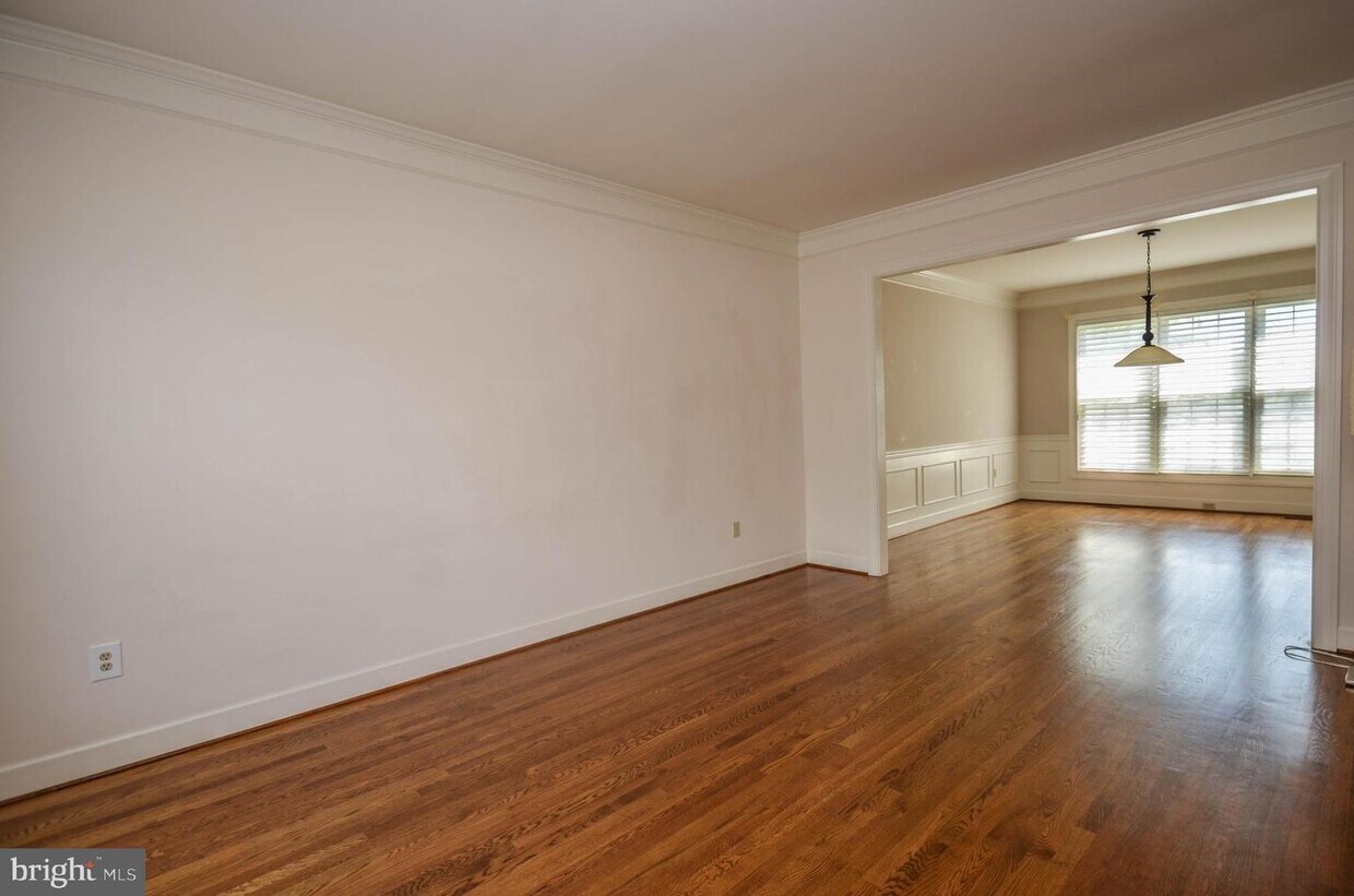 10706 Stable Ln, Rockville, MD 20854 House Rental in Rockville, MD