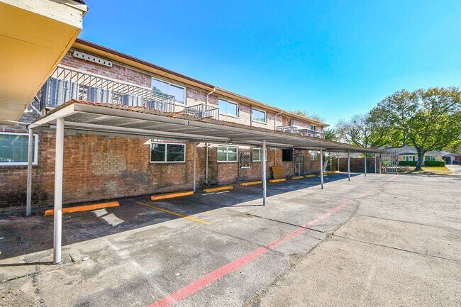 Foto del edificio - 7902 Prestwood Dr