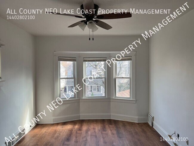 Foto del edificio - 2118 Dowd-#2 Up