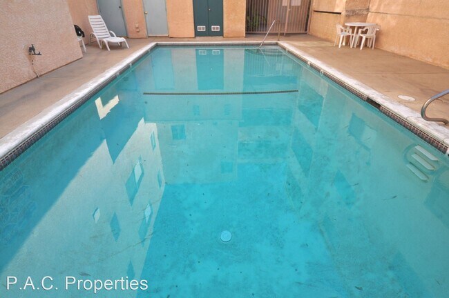 Foto del edificio - 3 br, 2 bath Apartment - 5036 Coldwater Ca...