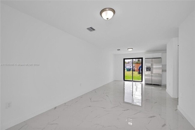 Building Photo - 22300 SW 117th Ave