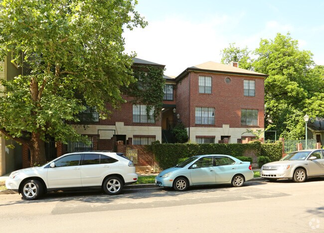 Foto del edificio - 905 W 22nd 1/2 St