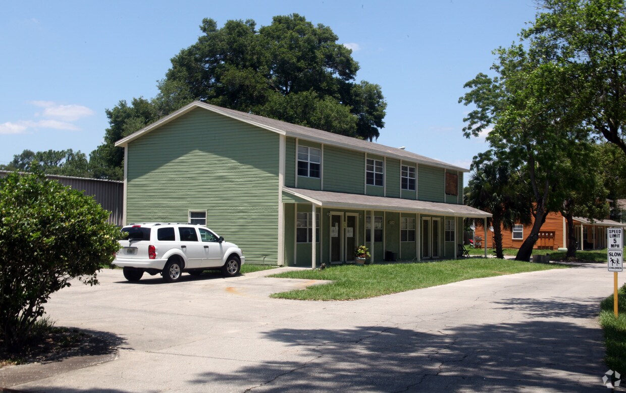 Primary Photo - KAIN Estate
