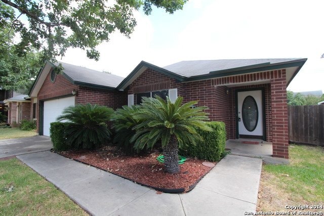 Building Photo - 904 Abercorn