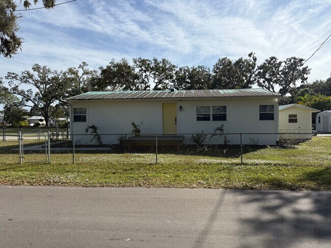 Frente de la casa - 819 Franklin Ave