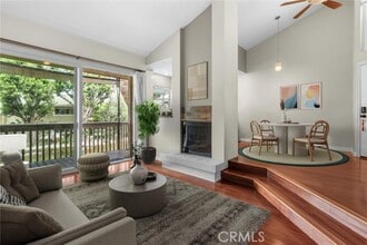 Building Photo - 240 Pineview
