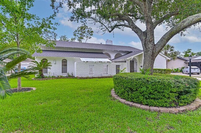 Foto del edificio - 18330 Cape Bahamas Ln