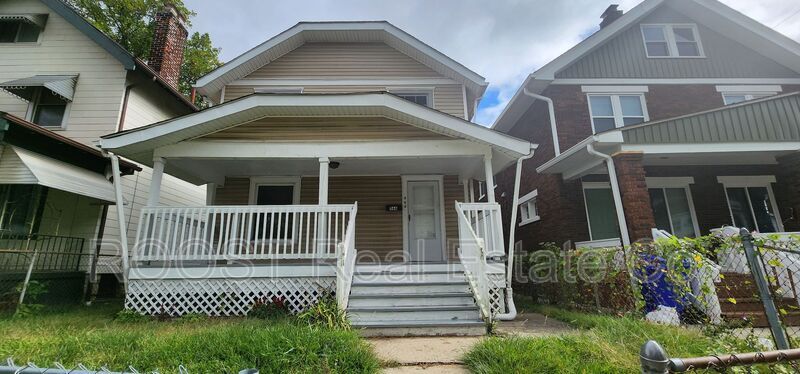 Primary Photo - 566 Lilley Ave