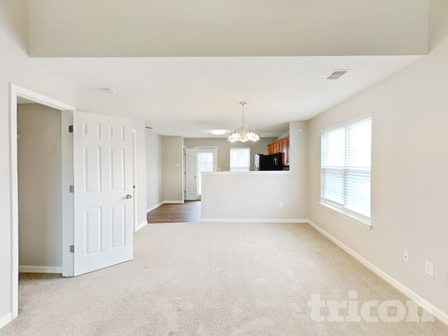 Building Photo - 104 Rampart St