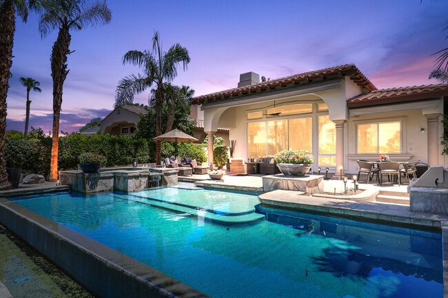 Building Photo - 48275 Vista Calico