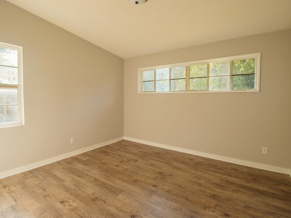 Building Photo - 1628 Collier Dr