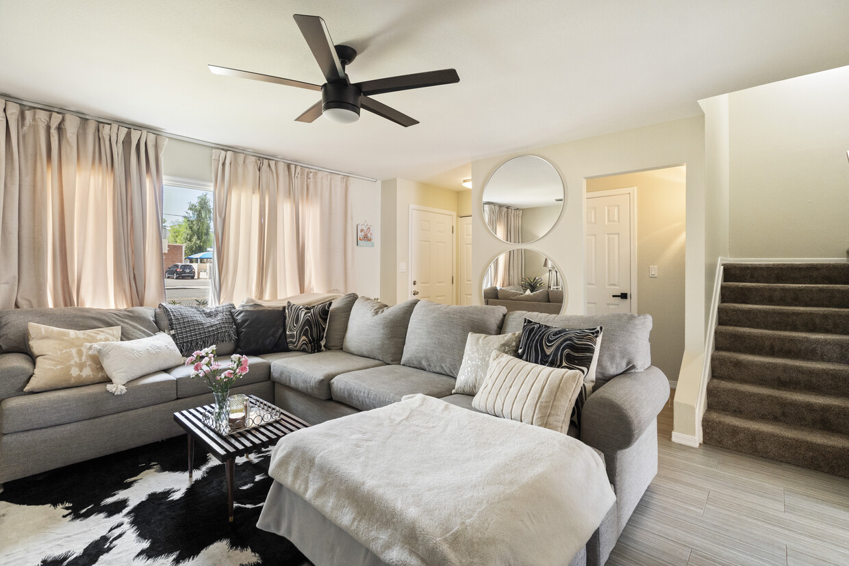 Foto principal - 6005 N Granite Reef Rd