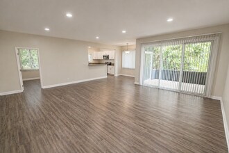 Interior Photo - 1865 North Fuller Ave