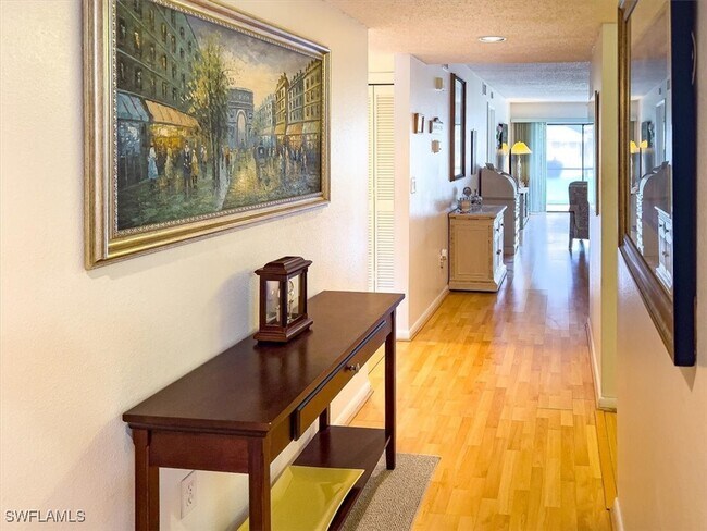 Foto del edificio - 244 Pebble Beach Cir