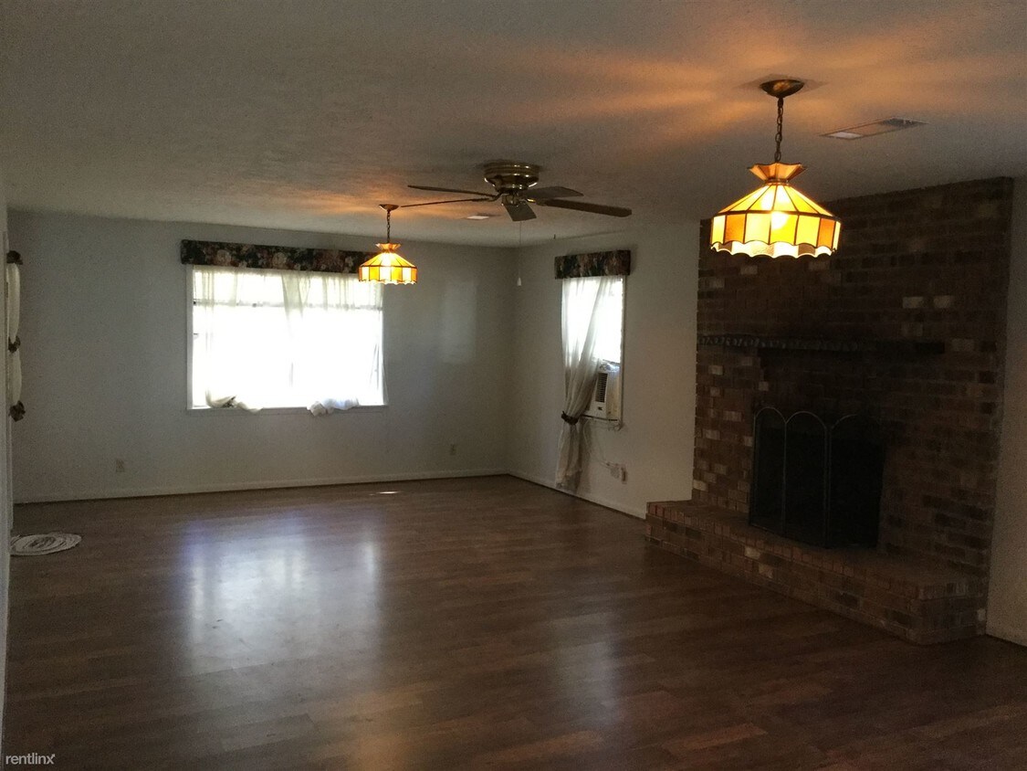 Foto principal - 502 W Holly St