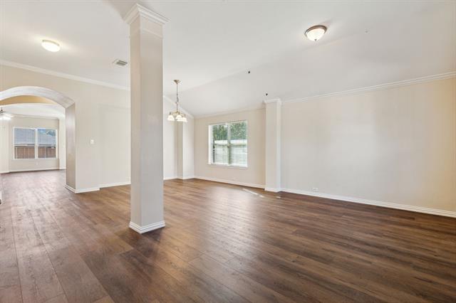 Building Photo - 335 Highland Glen Trail