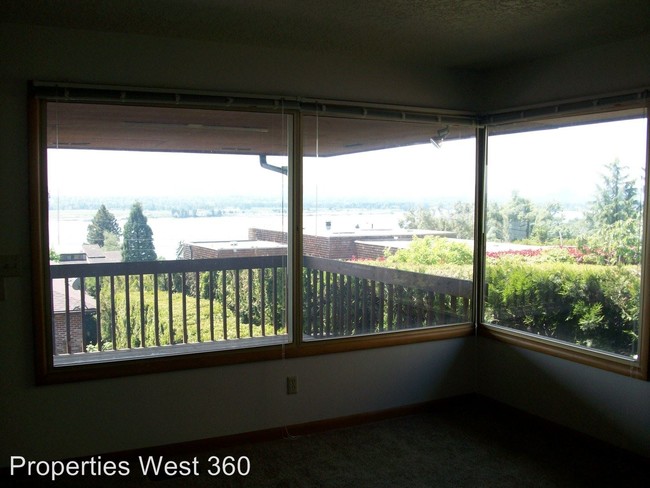 Building Photo - 6408 E Evergreen Blvd