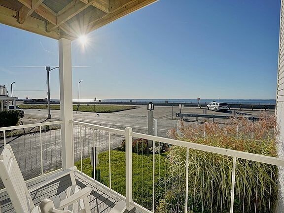 Foto del edificio - 493 Ocean Blvd