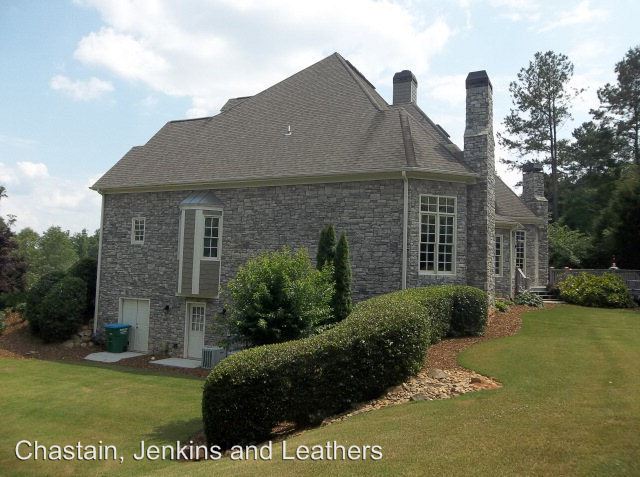 Foto del edificio - 1170 Settlers Ridge Rd