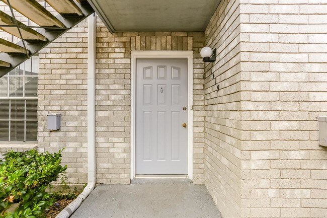 Foto del edificio - 9797 Leawood Blvd