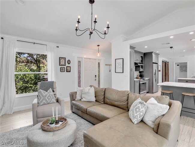 Foto del edificio - 260 16th Ave NW
