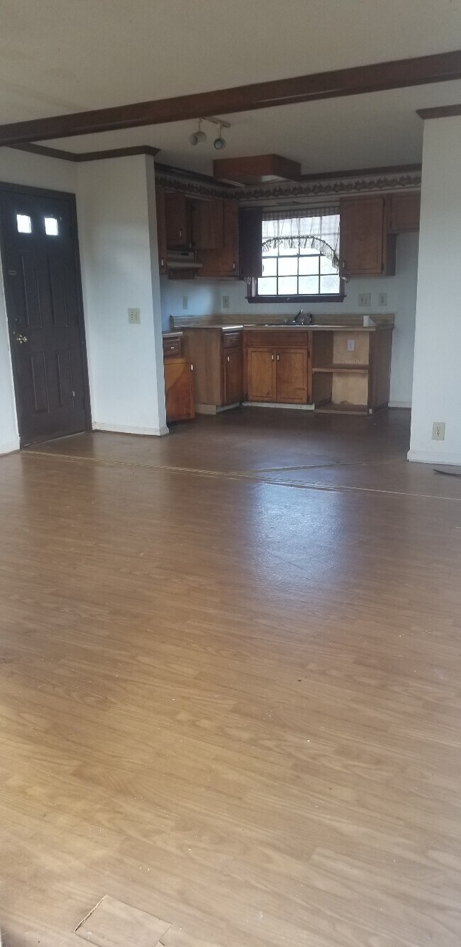Building Photo - 3124 Trinity Church Rd