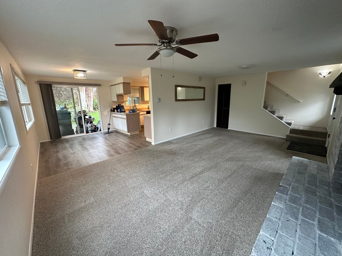Downstairs - 335 SW 1st St