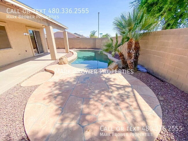 Building Photo - 3242 S Moccasin Trail