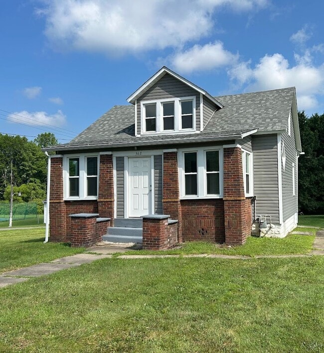 Building Photo - 563 Barkeyville Rd