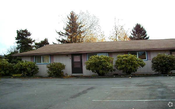 Building Photo - Tristy Ann Apartments