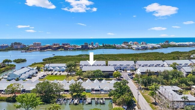 Foto del edificio - 9479 Tara Cay Ct
